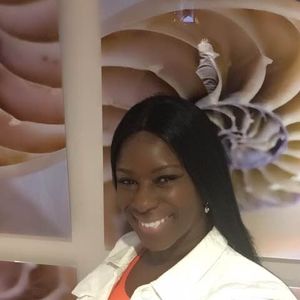 Meet your Posher, Lolita