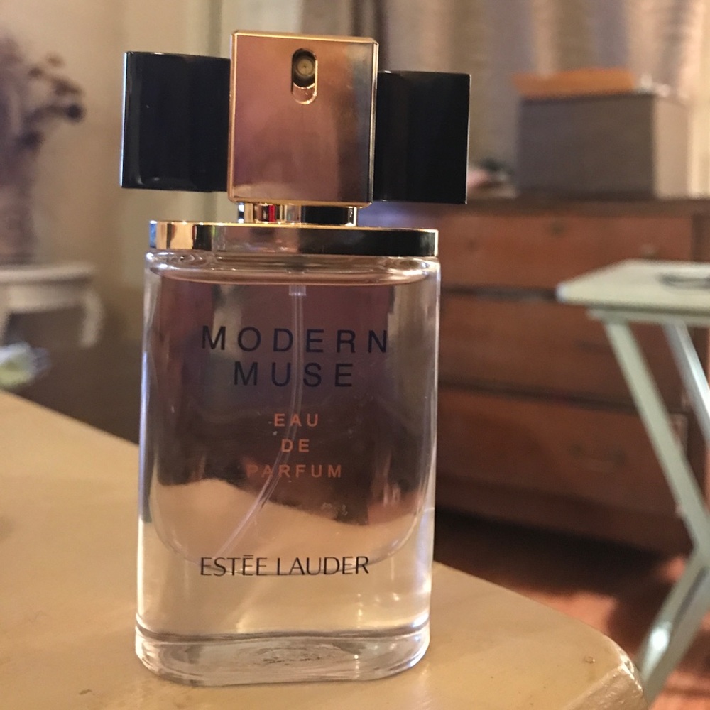 Estée Lauder Modern Muse