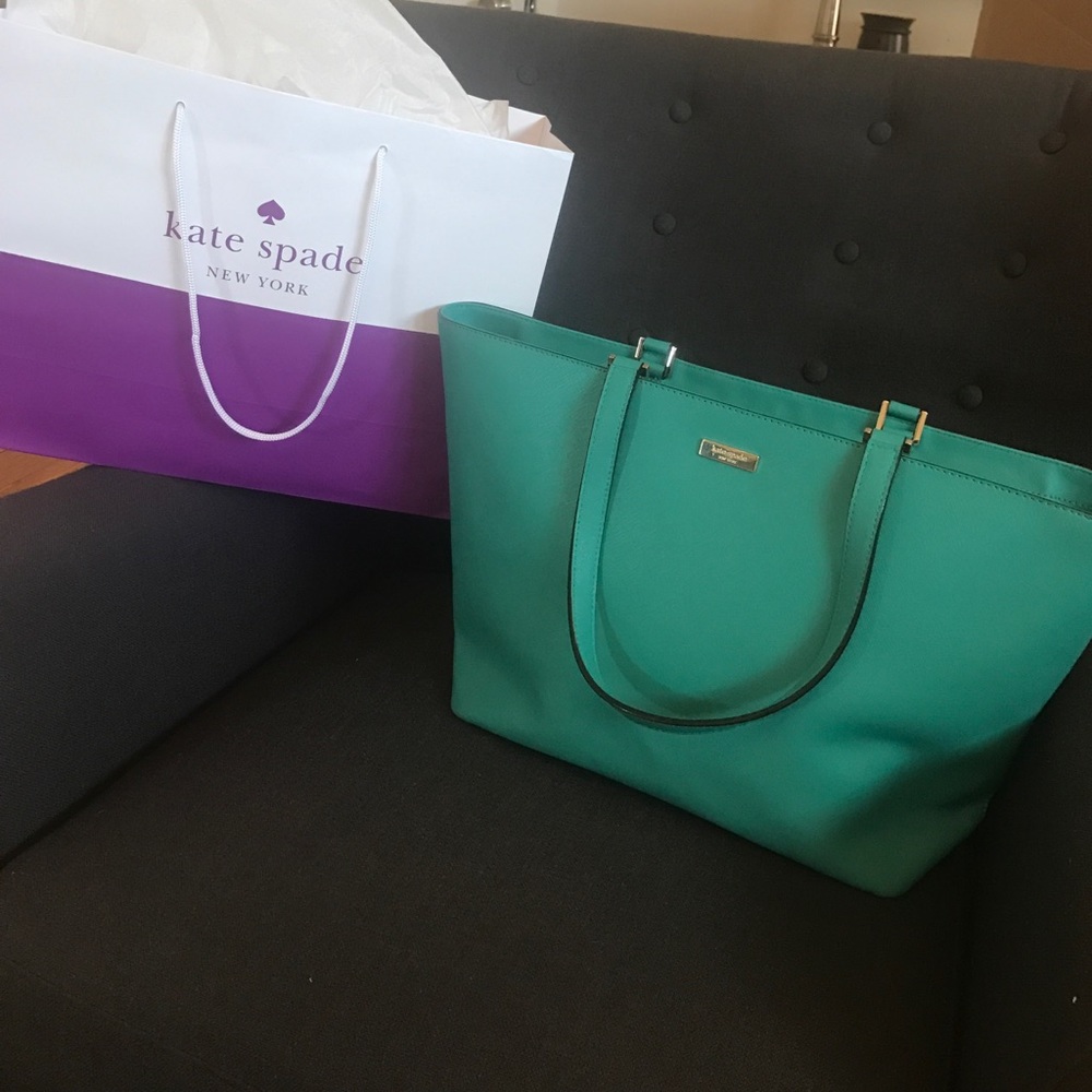 Kate Spade Newbury Tote!
