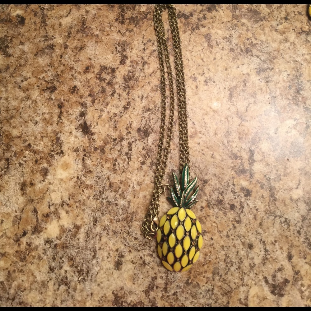 Long Pineapple Necklace!!