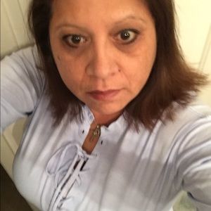 Meet your Posher, Monica