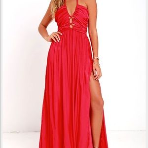 🌼 Spring cleaning -LULU'S Red Maxi Dress