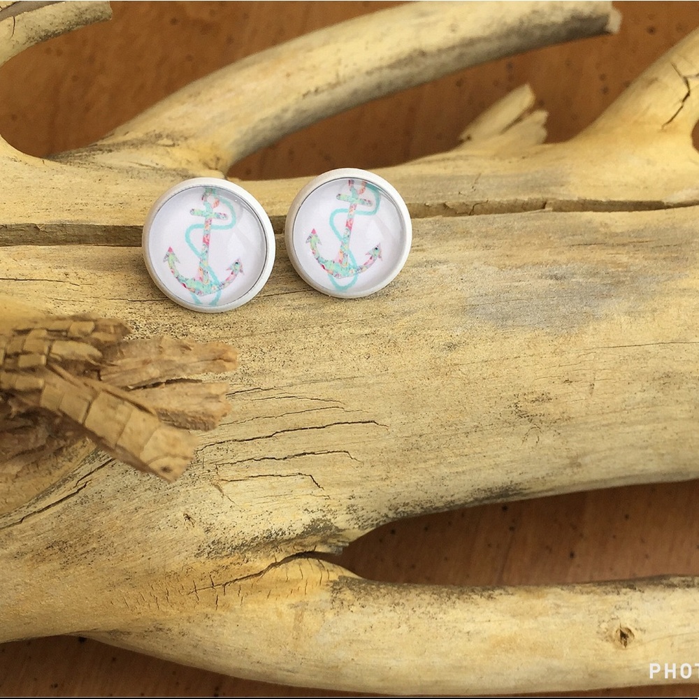 Anchor Earrings NWT