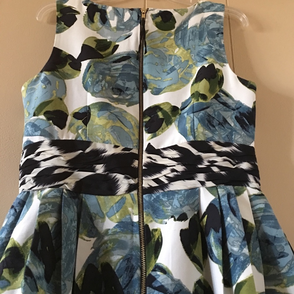 Dress / Reduced - Picture 7 of 8