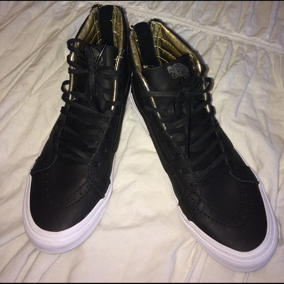 black leather vans size 6