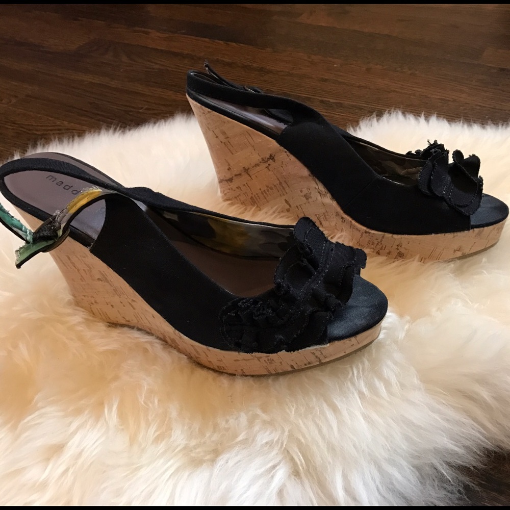 Madden Girl Wedge Klenn Sandal