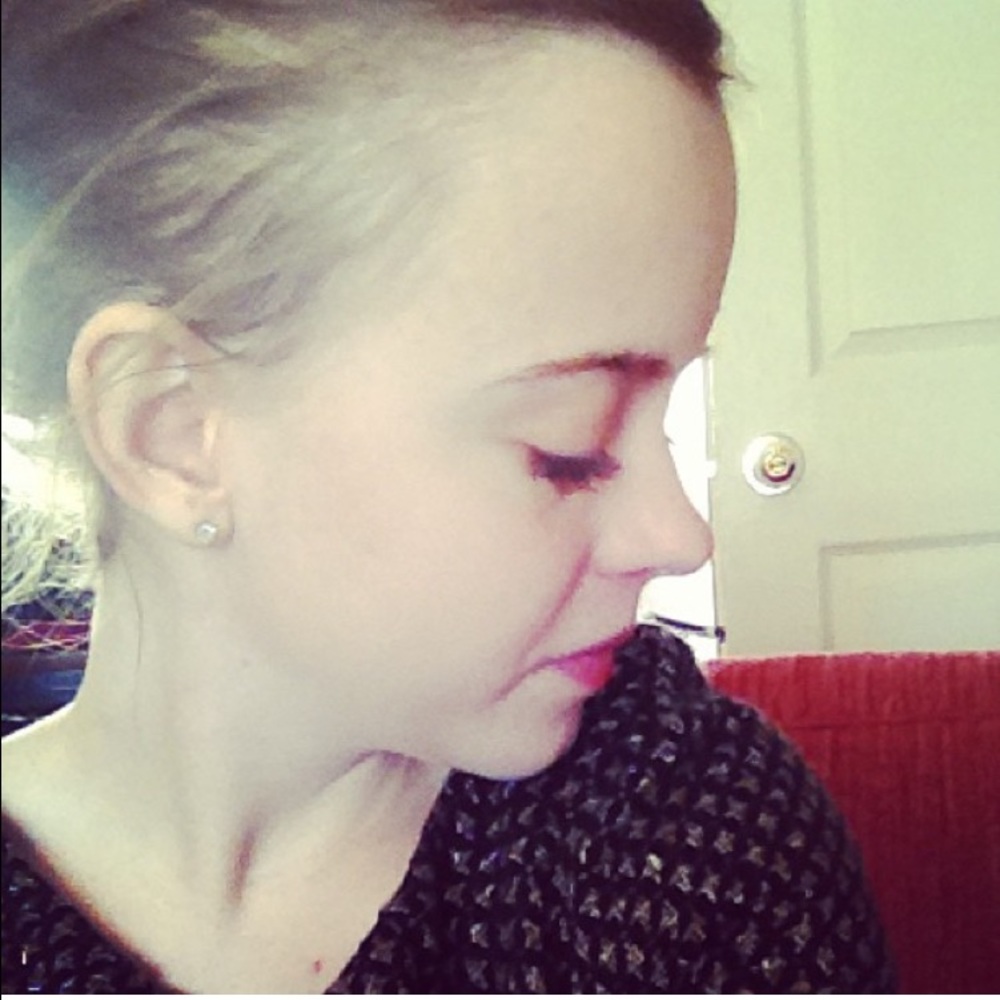 Meet your Posher, Alison