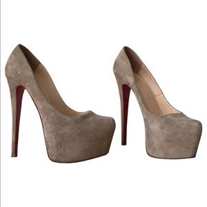 Christian Louboutin Daffodile 160 Suede Pumps