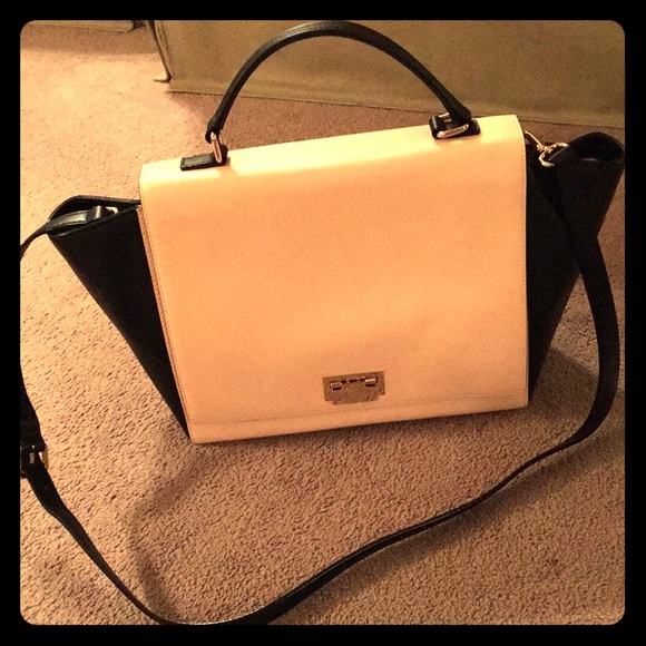 kate spade Handbags - Kate Spade Purse