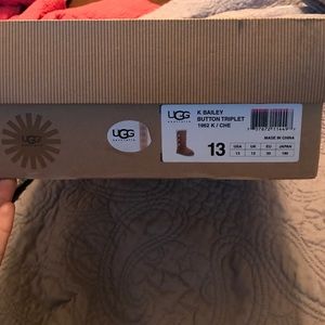 UGGS Kids Bailey Buttons