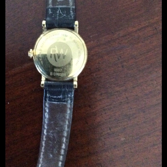 Watch - Picture 3 of 3