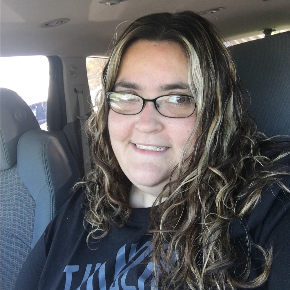 Meet your Posher, April