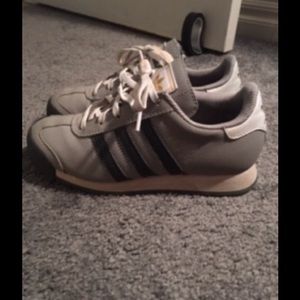 Boys Adidas Samoa