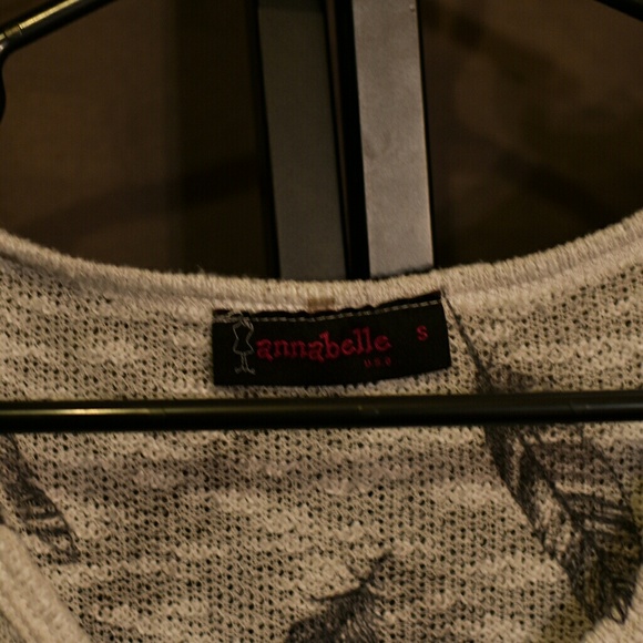 Annabelle Top Size Small - Picture 2 of 3