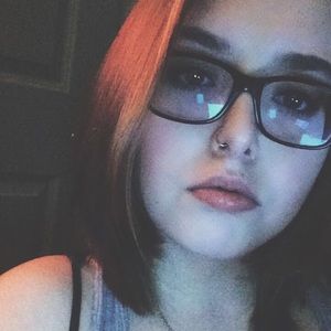 Meet your Posher, Lexi