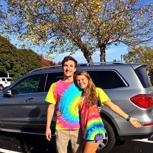 Meet your Posher, Ari