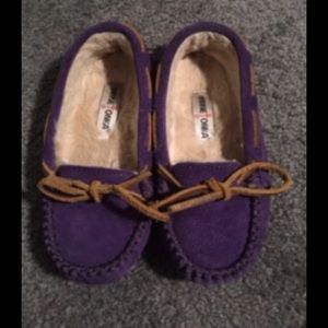 Minnetonka House Shoes
