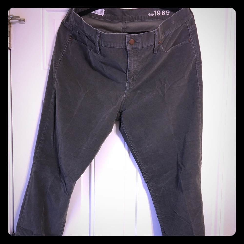 Gray Gap Cords