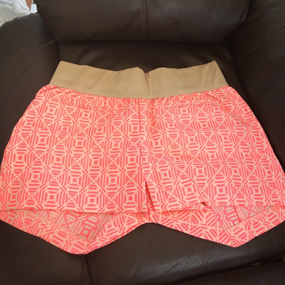 Gap Maternity shorts