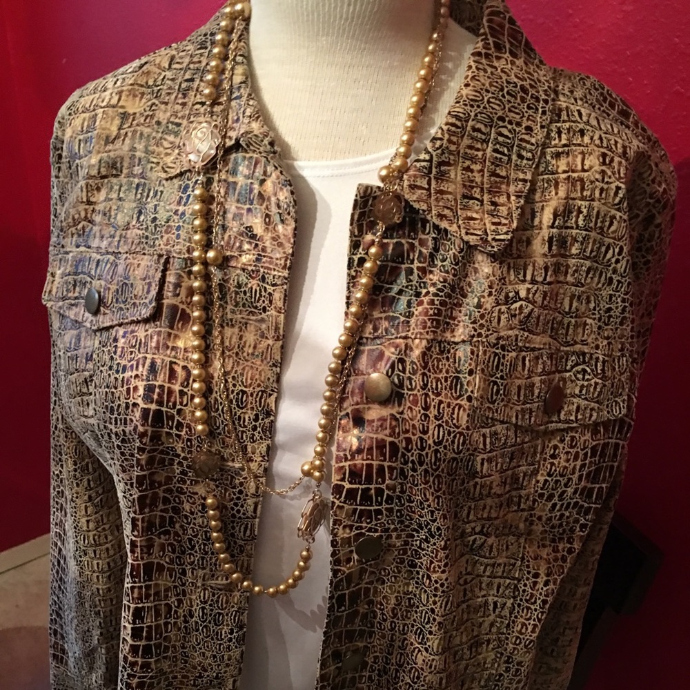 Reptile pattern jacket SZ large