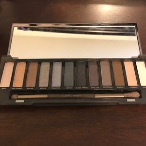 Naked Smokey pallet
