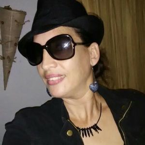 Meet your Posher, Glenda