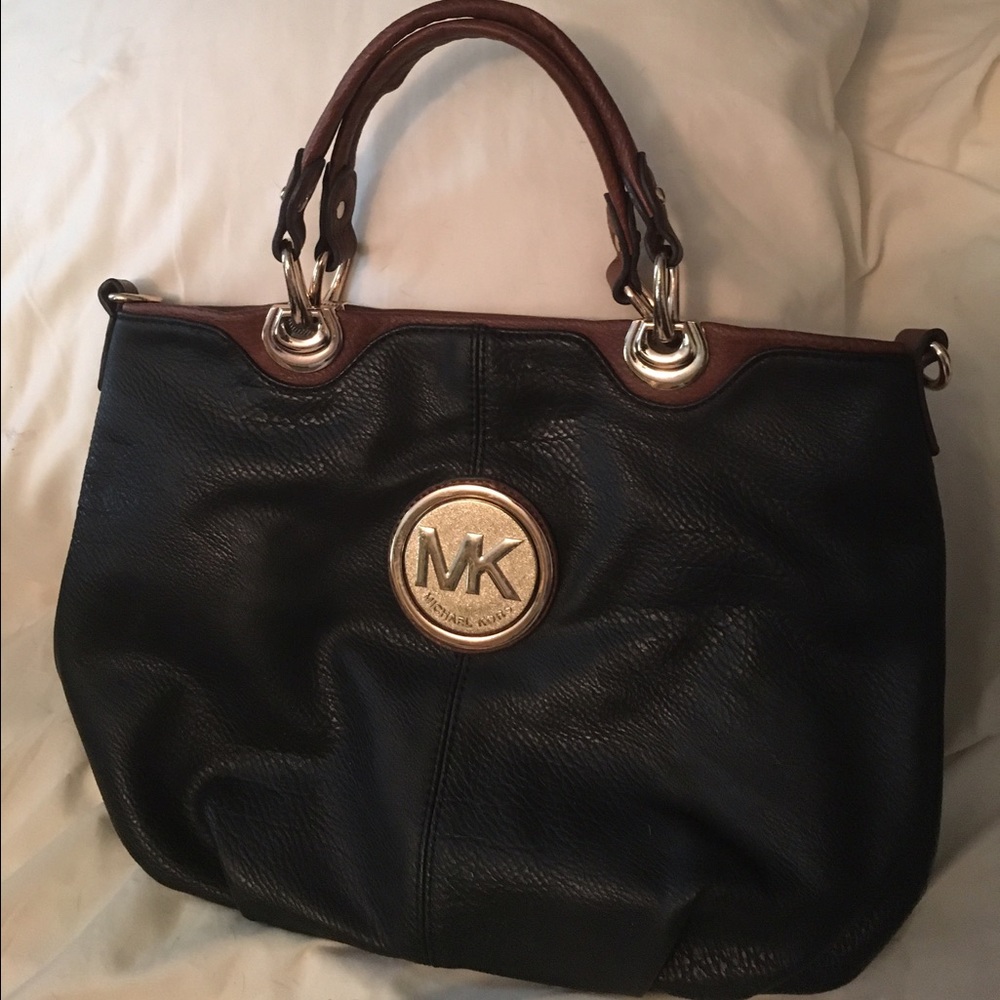 Handbag - Picture 2 of 3