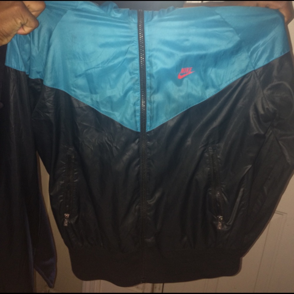 Nike windbreaker