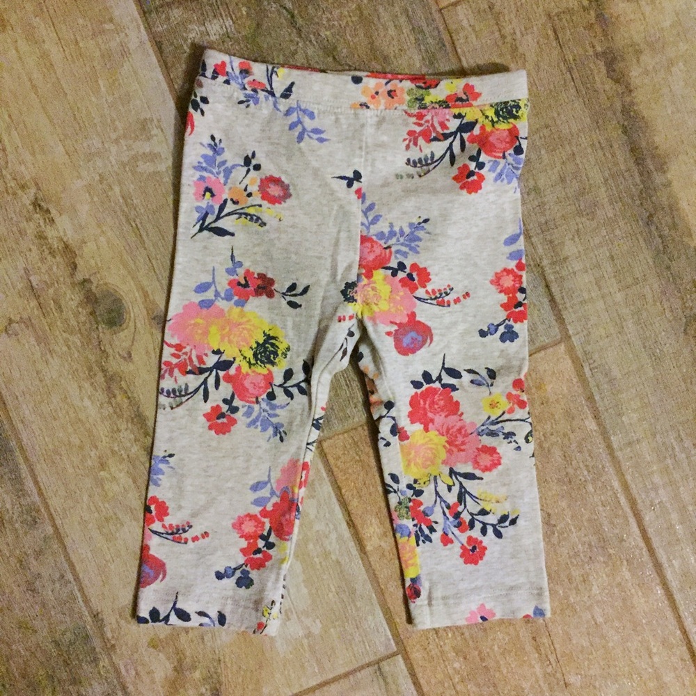 Baby Gap Floral Capri leggings