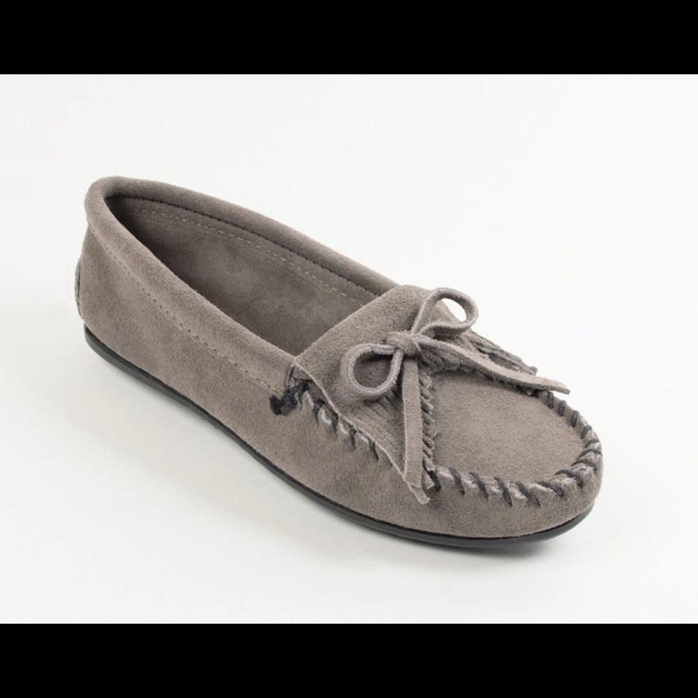 Minnetonka Moccasin Women's 10