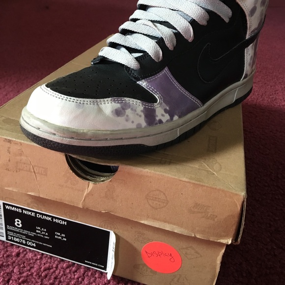 Like new Nike dunks - Picture 3 of 4