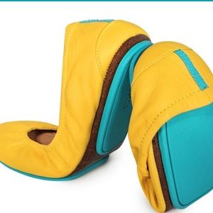 Yellow Tieks size 10