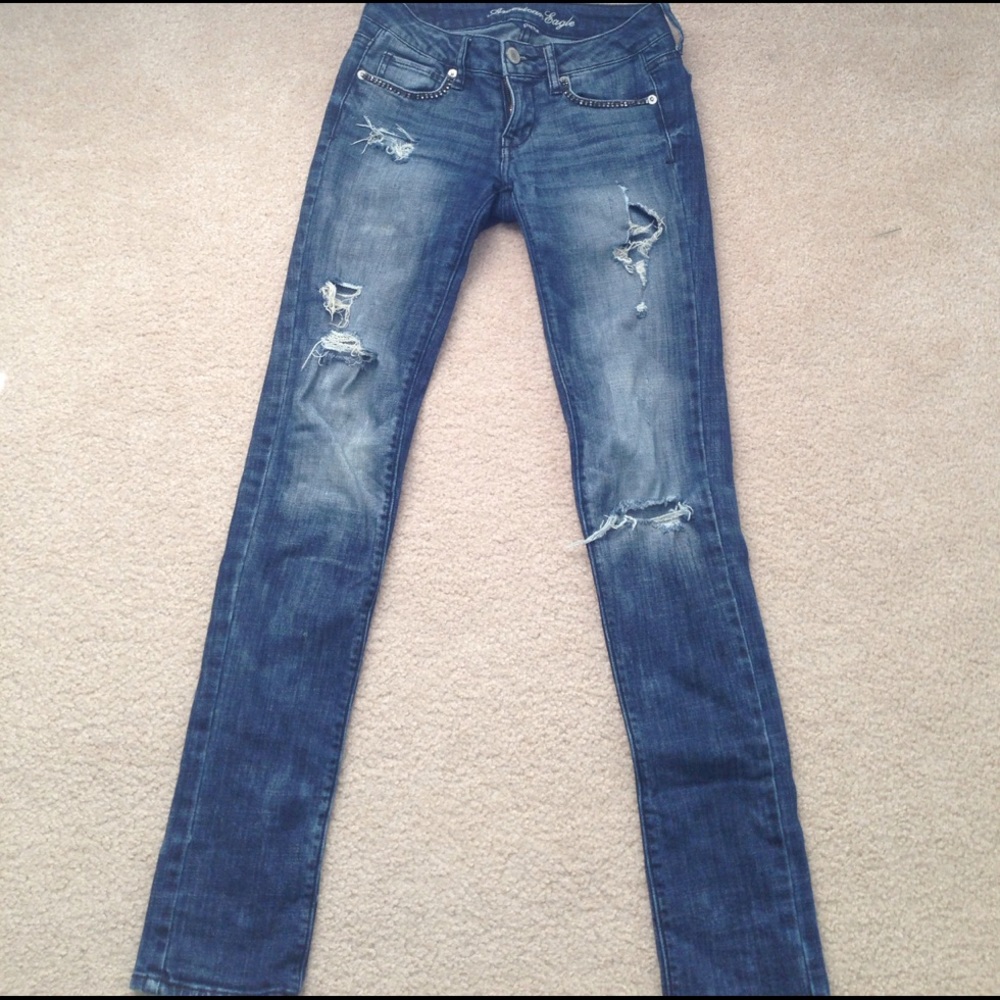 Ripped skinny jeans