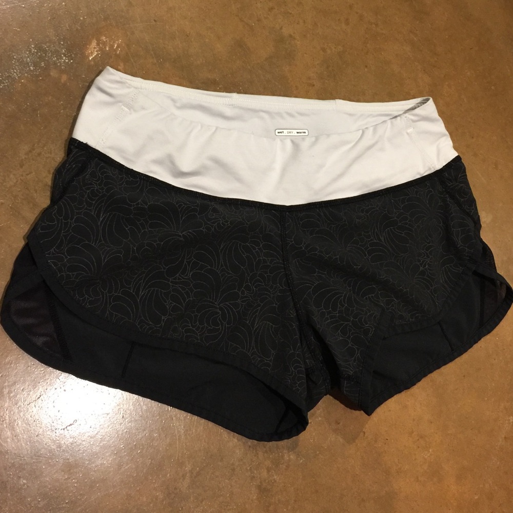 Lululemon speed short