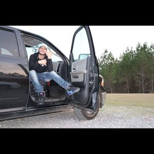 Meet your Posher, Hayden