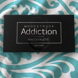 Younique MoodStruck Addiction Palette 3- new