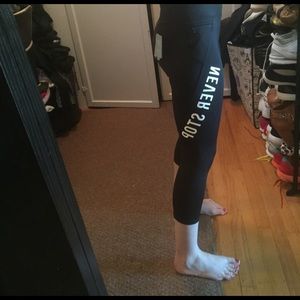 BNWT "Never Stop" XS black workout capri