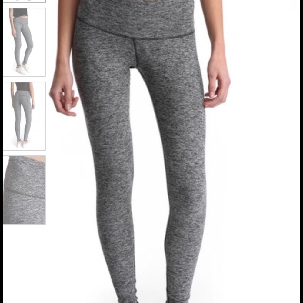 Nux Exclusive Heather Paris Crop Leggings