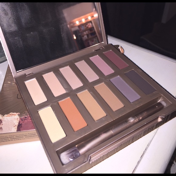 BNIB UD NAKED ULTIMATE BASICS - Picture 3 of 4