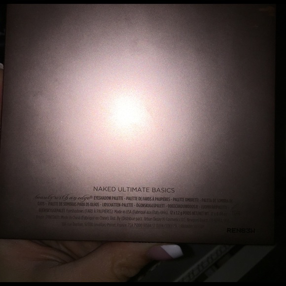 BNIB UD NAKED ULTIMATE BASICS - Picture 4 of 4