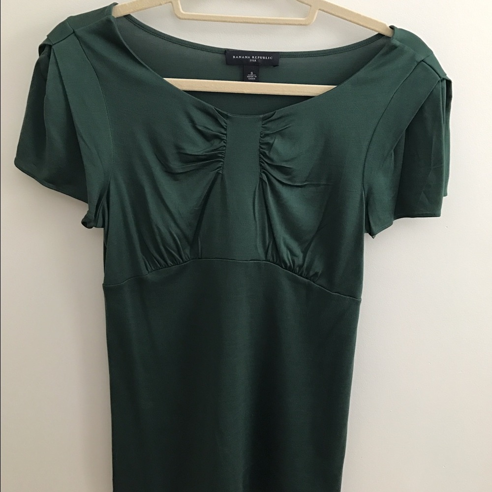 SALE! Silk Banana Republic Blouse