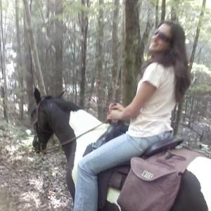 Meet your Posher, Stephanie