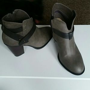 PRICE REDUCED Xoxo ankle booties