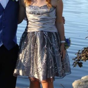 Hailey Logan strapless dress