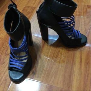 Brand new blue design block heels