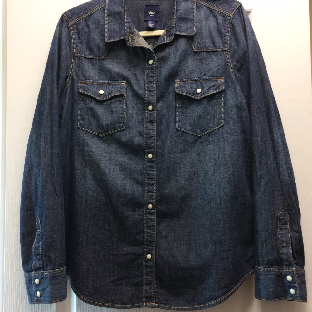 NWOT GAP Dark Denim Button Down Shirt