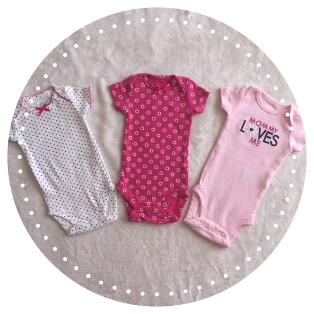 Bundle of 3- short sleeve bodysuits 🌸