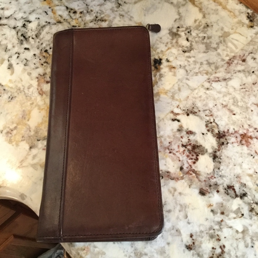 SOLD Coach Zippy Organizer