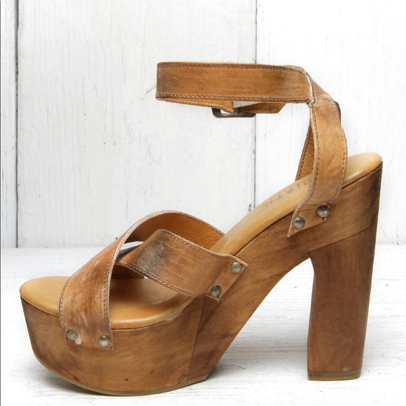 NIB Madeline in Tan Rustic white BFS by Bed Stü - Picture 4 of 4