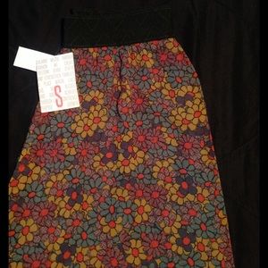 Lularoe Lucy skirt